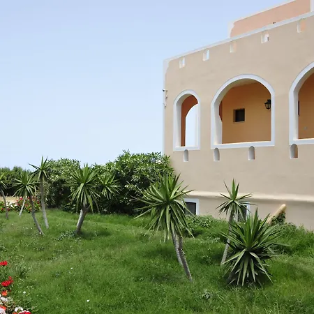 Anessis 4* Fira (Santorini)