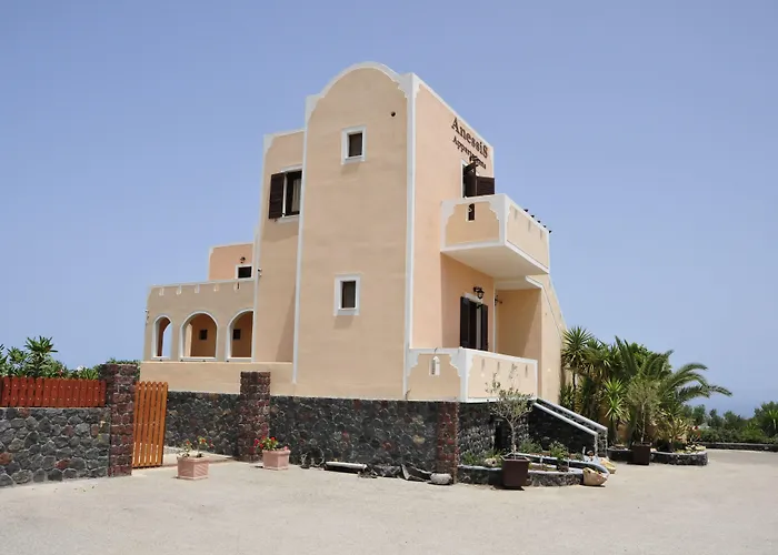 Anessis 4* Fira (Santorini)