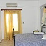 Anessis Hotel apartamentowy Fira (Santorini)