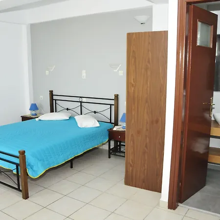 Aparthotel Anessis Firá