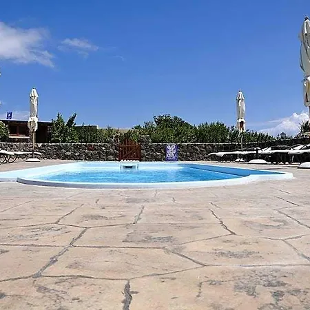 Anessis Aparthotel 4*