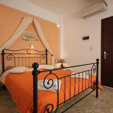 Anessis 4*