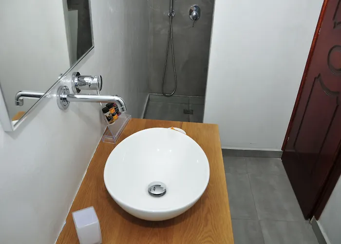 Anessis Hotel apartamentowy Fira (Santorini)