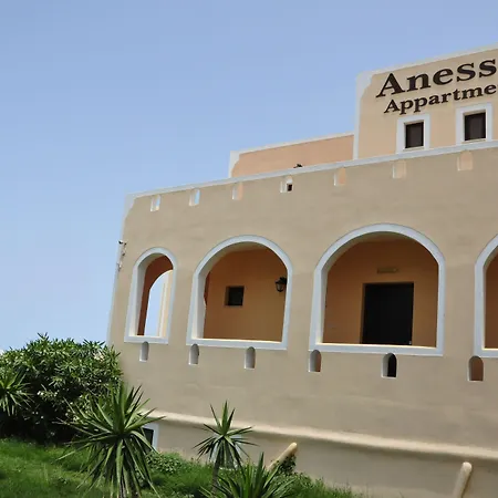 Anessis Fira (Santorini)