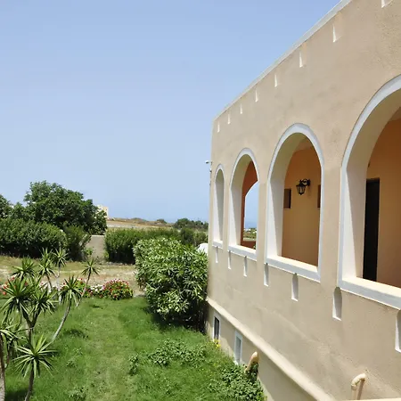 Anessis 4* Fira (Santorini)