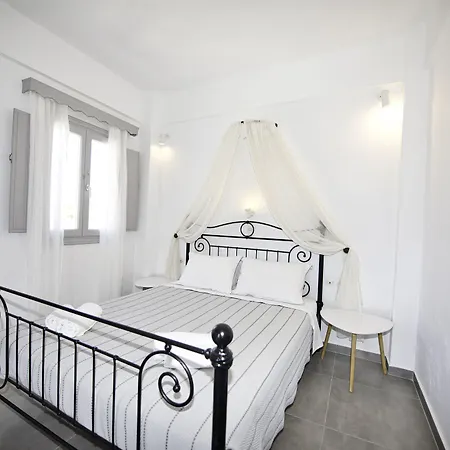 Anessis Lejlighedshotel Fira (Santorini)